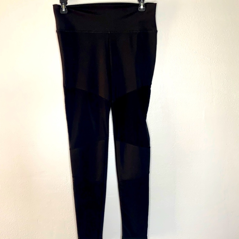 Black Stretchy Leggings Sz M - Picture 1 of 5